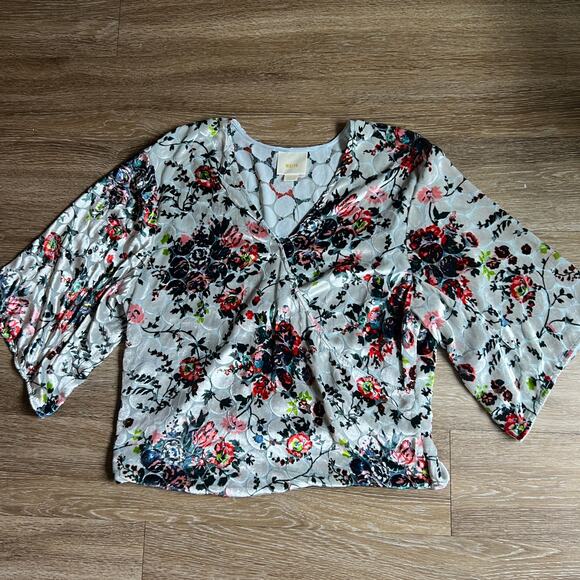 Anthropologie Maeve Umi Velvet Wrap Kimono Top Medium - Picture 5 of 10